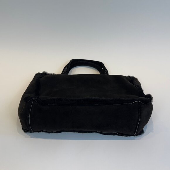 Chanel Black Suede Shearling Fur Hand Bag - Picture 10 of 16